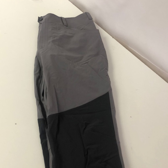 NEW The Northface Track Pants (J518) - Picture 2 of 3